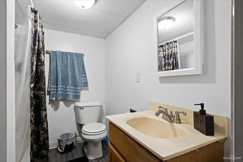 985 Saint Charles St, Elgin, IL 60120 photo 25