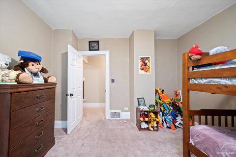 985 Saint Charles St, Elgin, IL 60120 photo 16