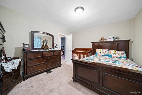 985 Saint Charles St, Elgin, IL 60120 photo 20