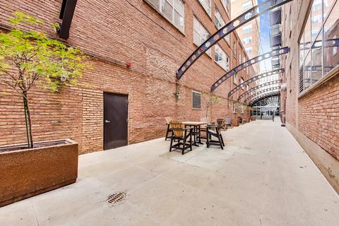 500 S Clinton Ave #810, Chicago, IL 60607 photo 7
