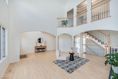 2204 Joyce Ln, Naperville, IL 60564 photo 7