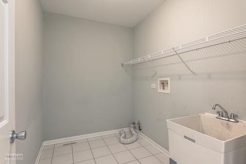 2204 Joyce Ln, Naperville, IL 60564 photo 27