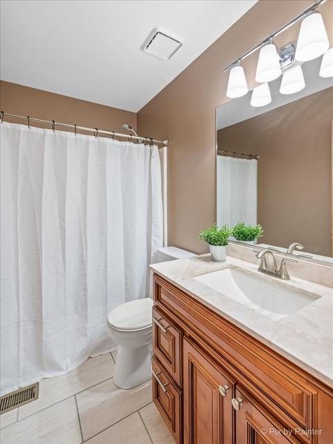 2063 Constitution Ct, Aurora, IL 60506 photo 24
