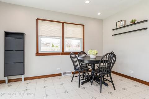 1321 Elm St, Wheaton, IL 60189 photo 5