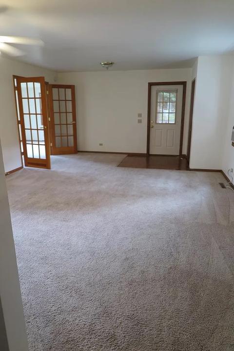 3404 Broad St, Mchenry, IL 60050 photo 2