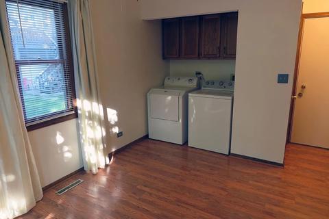3404 Broad St, Mchenry, IL 60050 photo 9