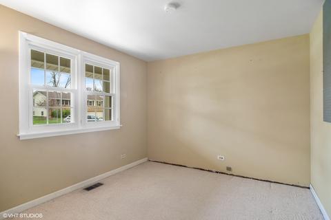 926 E Paddock Dr, Palatine, IL 60074 photo 15