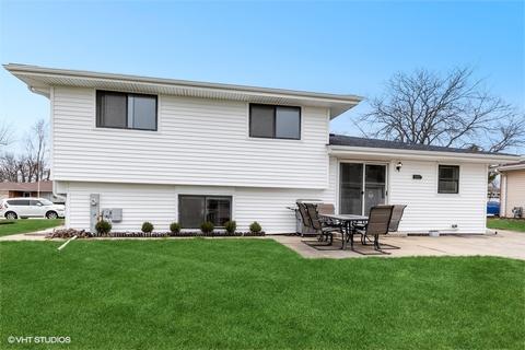 681 Juniper Ln, Bartlett, IL 60103 photo 18