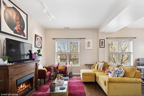 921 E 40th St #2E, Chicago, IL 60653 photo 2