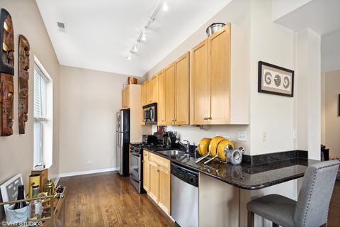 921 E 40th St #2E, Chicago, IL 60653 photo 4