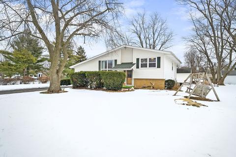 1445 Pine Bluff Rd, Morris, IL 60450 photo 1