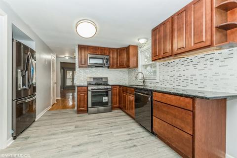 10109 S Winston Ave, Chicago, IL 60643 photo 6