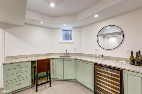 1431 W Warner Ave, Chicago, IL 60613 photo 36