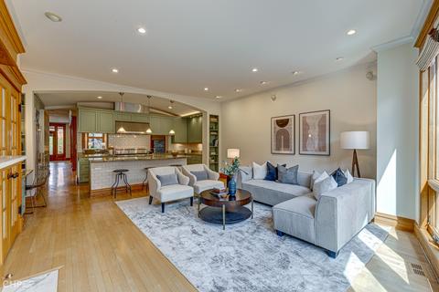 1431 W Warner Ave, Chicago, IL 60613 photo 14