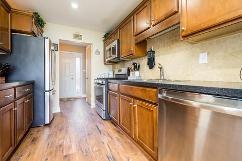 6648 Forestview Dr, Oak Forest, IL 60452 photo 10