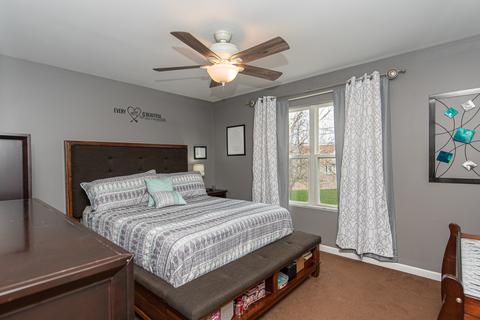 5827 Emerald Pointe Dr, Plainfield, IL 60586 photo 9