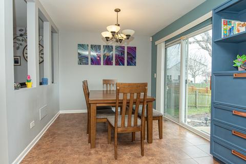 5827 Emerald Pointe Dr, Plainfield, IL 60586 photo 5