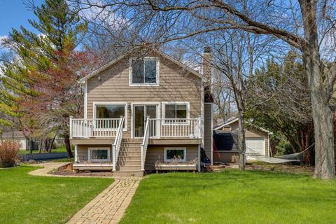 1575 Lowe Dr, Algonquin, IL 60102 photo 1