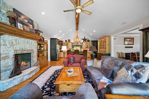 938 Willow Ln, Sleepy Hollow, IL 60118 photo 10