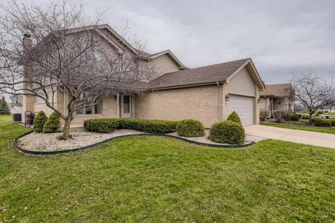 509 Edgewater Dr, Minooka, IL 60447 photo 2