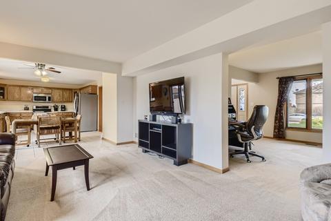 509 Edgewater Dr, Minooka, IL 60447 photo 7