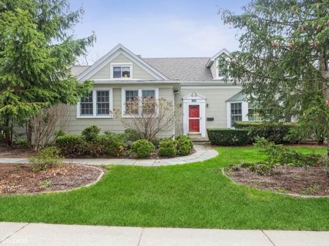 1445 E Lake Ave, Glenview, IL 60025 photo 1