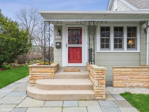 1445 E Lake Ave, Glenview, IL 60025 photo 2