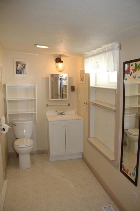 807 E Taylor St, Bloomington, IL 61701 photo 27