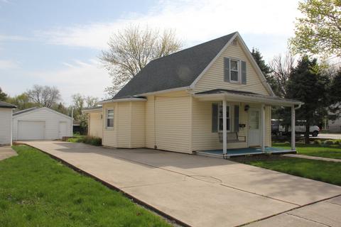807 E Taylor St, Bloomington, IL 61701 photo 2