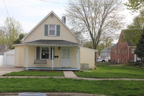 807 E Taylor St, Bloomington, IL 61701 photo 1