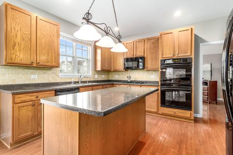 26327 Mapleview Dr, Plainfield, IL 60585 photo 7