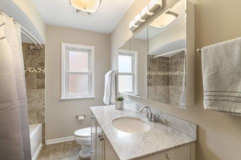 445 Uvedale Rd, Riverside, IL 60546 photo 9