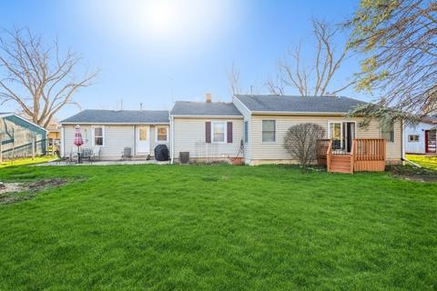 237 Willow St, Roselle, IL 60172 photo 2