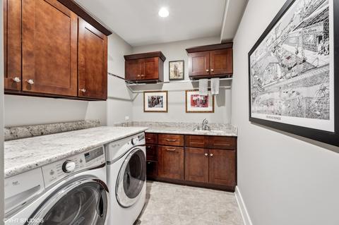 1925 Dauntless Dr, Glenview, IL 60025 photo 12