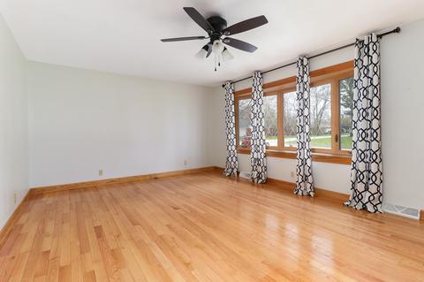 2413 12th St, Peru, IL 61354 photo 5