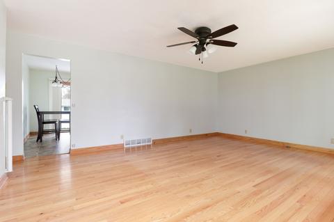 2413 12th St, Peru, IL 61354 photo 6