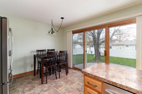 2413 12th St, Peru, IL 61354 photo 11