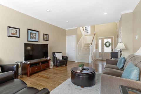 2501 Reflections Dr, Crest Hill, IL 60403 photo 5