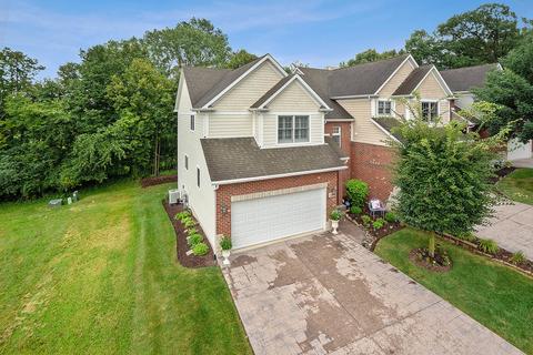 2501 Reflections Dr, Crest Hill, IL 60403 photo 1