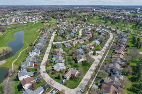 586 Golfers Ln, Bartlett, IL 60103 photo 30