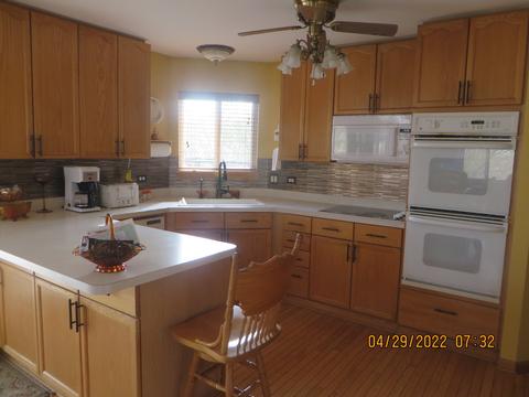 32795 Weathervane Ln, Lakemoor, IL 60051 photo 2