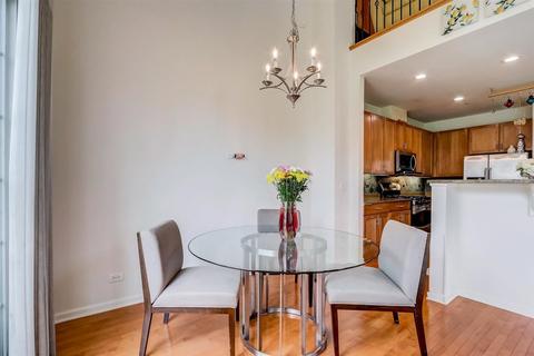 1886 Potomac Ct, Wheeling, IL 60090 photo 9