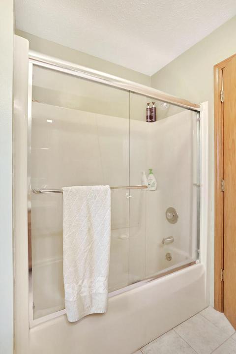812 Pheasant Ln, Savoy, IL 61874 photo 32
