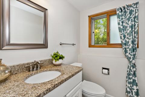 2312 E Beck Rd, Lindenhurst, IL 60046 photo 7
