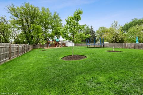 2312 E Beck Rd, Lindenhurst, IL 60046 photo 13