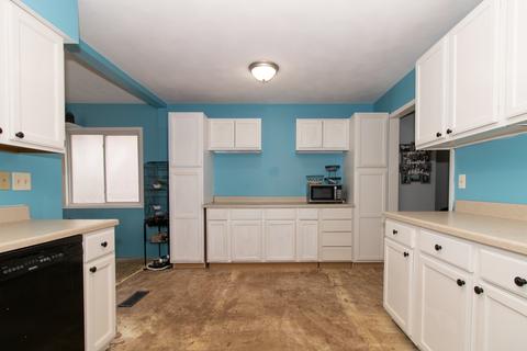 809 E Wood St, Bloomington, IL 61701 photo 9