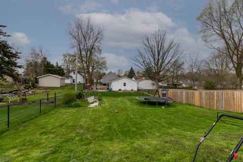 809 E Wood St, Bloomington, IL 61701 photo 22