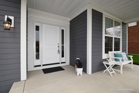 1014 Glencoe St, Wheaton, IL 60187 photo 2