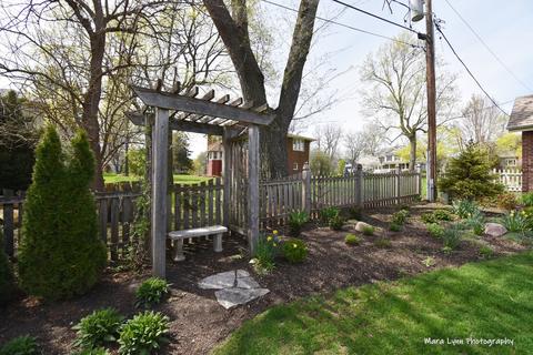 1014 Glencoe St, Wheaton, IL 60187 photo 27