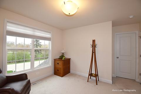 1014 Glencoe St, Wheaton, IL 60187 photo 12